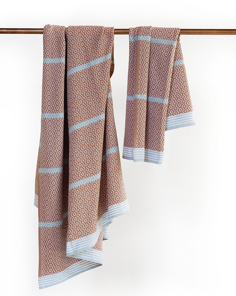 Hanging Itawuli Fired Clay hand and bath towel
