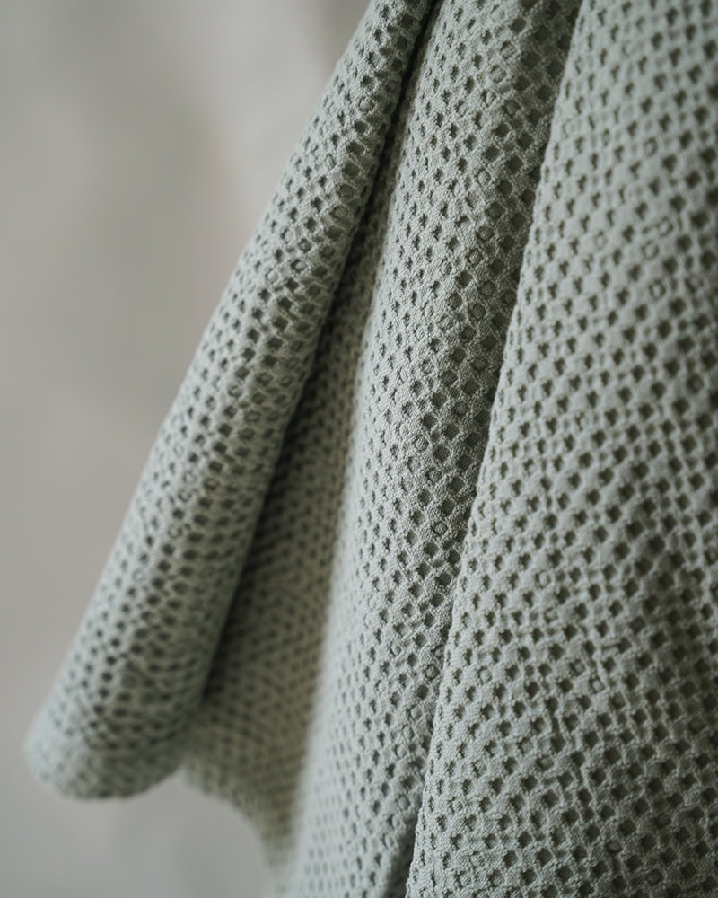 Weave view of the Cobble Weave Bed Cover in Moss